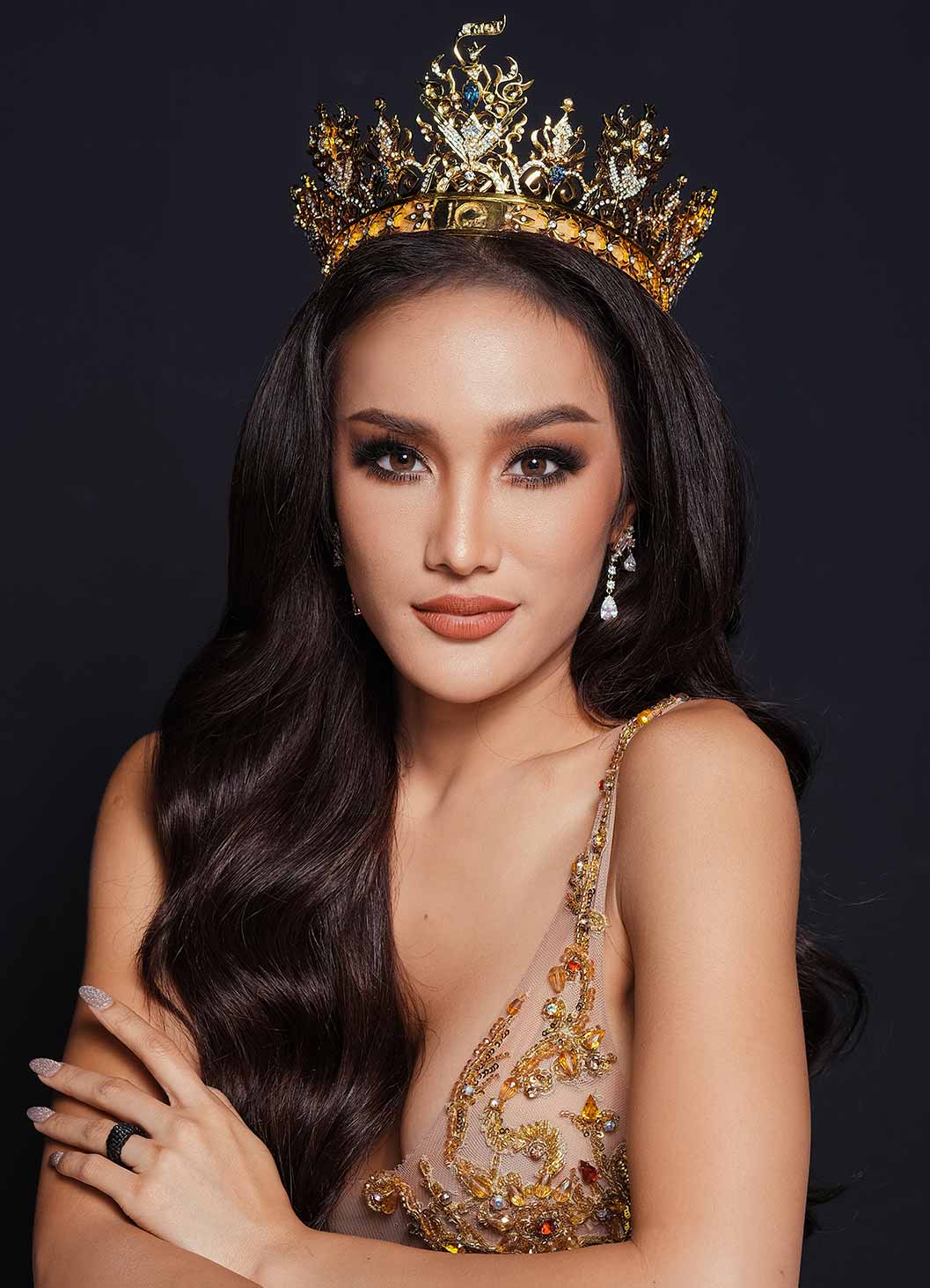 ทีน่า ธนาวรรณ วิกก์